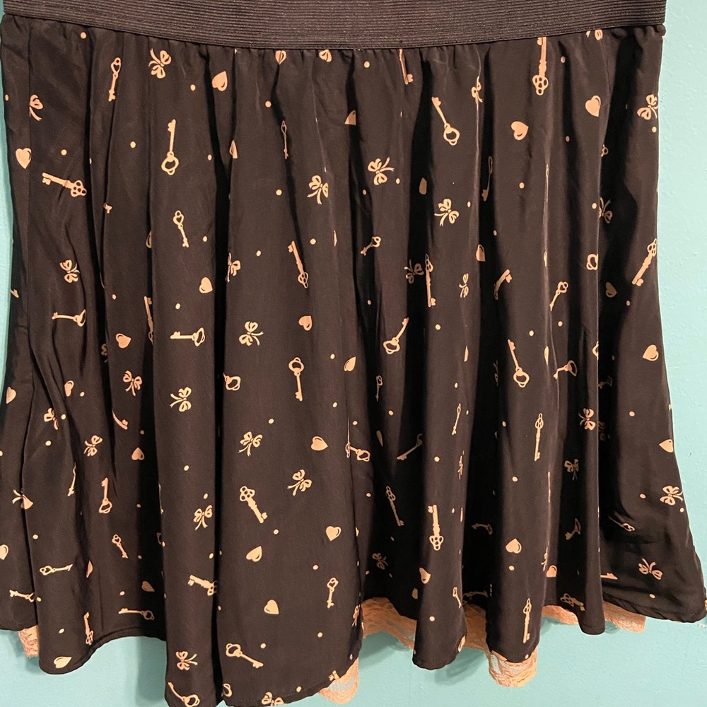 Woman’s Skirt